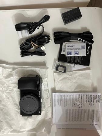 Продам фотоаппарат Sony A6100 body