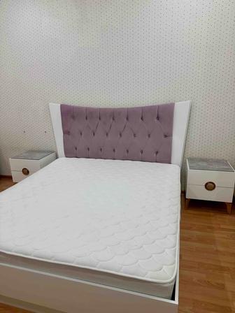 Продам спальный гарнитур