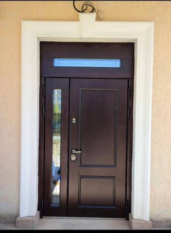 Установка входных металлических дверей.