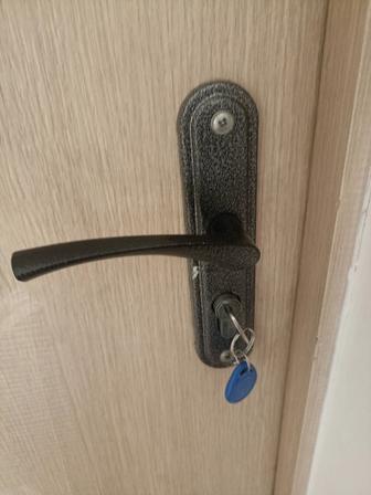 Замена замков и ручек