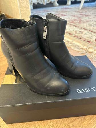 Ботильоны Baskoni