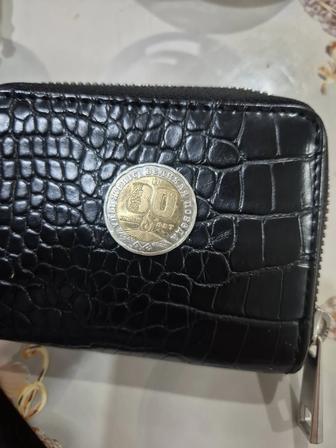 200 тенге Коллекционная монета