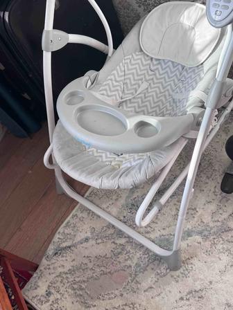 Продам качалку качели