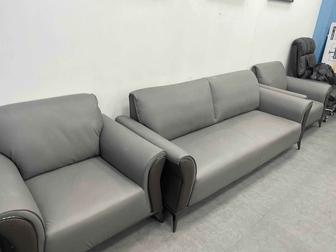 Диван в офис . Два кресла