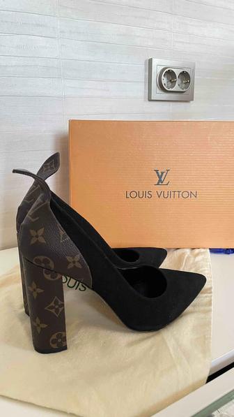 Туфли Louis Vuitton