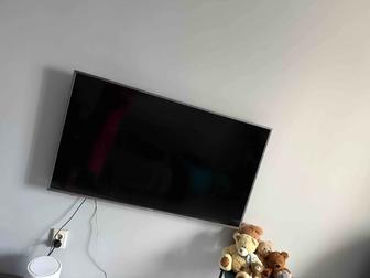 Продам smart tv kivi 55 см(140 см)