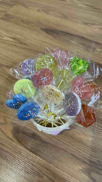 Леденцы на палочке. Тәтті Бақытты балалық шақ