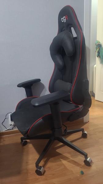 Кресло компьютерное игровое