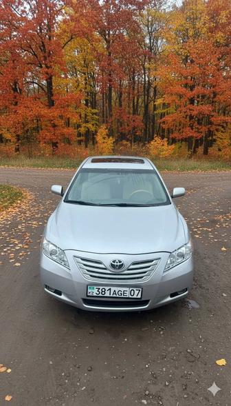 Сдам авто камри 40