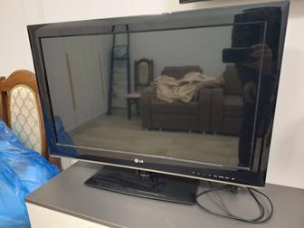 Продам телевизор LG