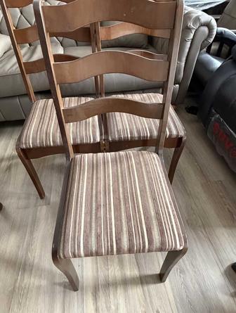 Стулья деревянные 35 шт для кафе / ресторана