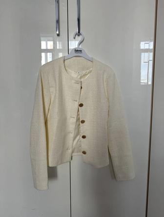 Продам пиджак 42 р.