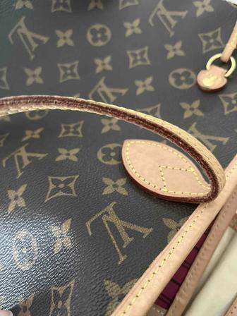 Продам сумку Louis Vuitton оригинал, ни реплика, штрихкод в наличии