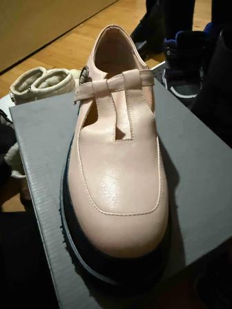 Продам сандали