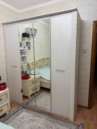 Продам шифоньер 30 тыс