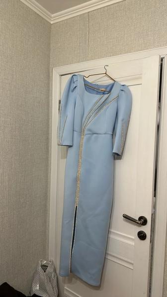 Платье вечернее