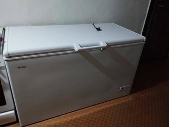 Продам большую вместительную морозилку