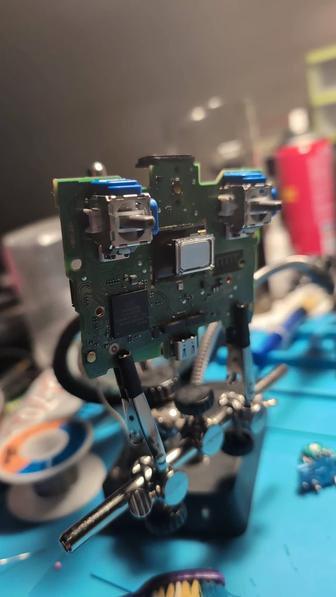 Ремонт джойстиков PS5 и PS5 Pro