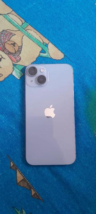 Продам телефон IPhone 14