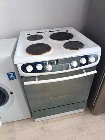 Плита Кайзер в хорошем состоянии, духовка не работает