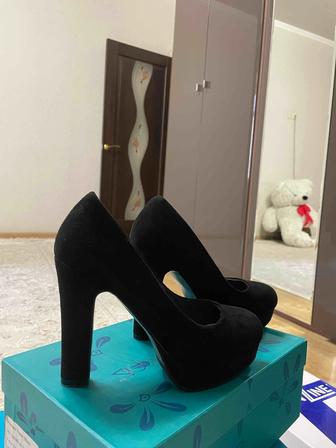 Продается туфли 35рр