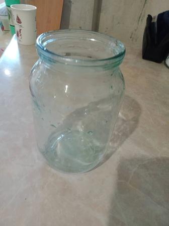 Продам стеклянные банки для консервирование 1,2,3литровые