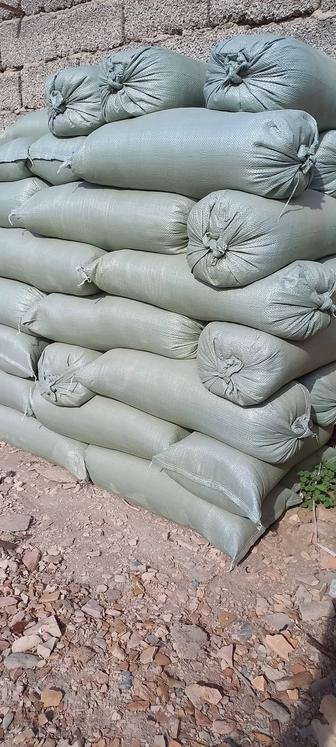 Песок, клинец, щебень, глина, кирпичи