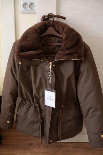 Продам куртку новая