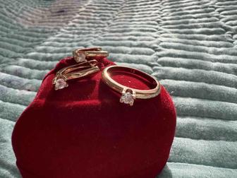 Продам комплект серьги и кольцо