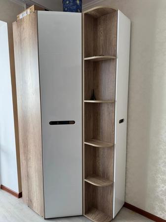Продам шкаф