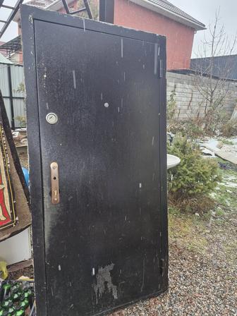 Входной дверь