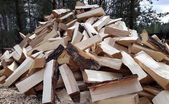 Колотые дрова береза
