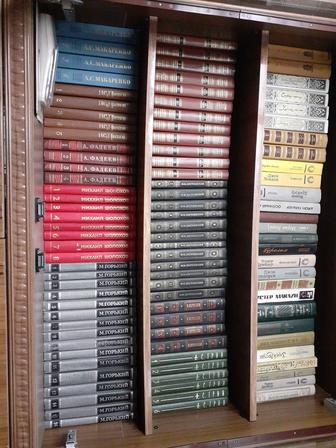 Продать литературные тома книг б/у