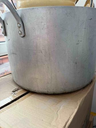 Продаи алюминивые кастрюли