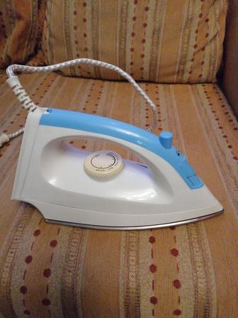 Продам утюг новый