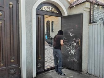 Маляр с опытом покрасил все что угодно.