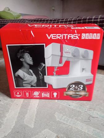 Продам новую немецкую швейную машинку Veritas Sarah
