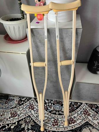 Костыли деревянные