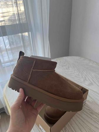 Продам новые Ugg ultra mini platform