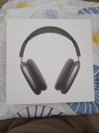 Наушники AirPods Max 3 поколения в идеальном состоянии все есть