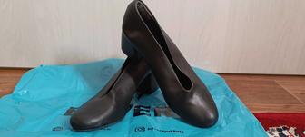 Продается туфли