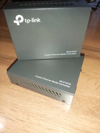 Продам Медиаконвертер TP-Link MC210CS 2 шт