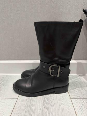 Отдам даром обувь сапоги