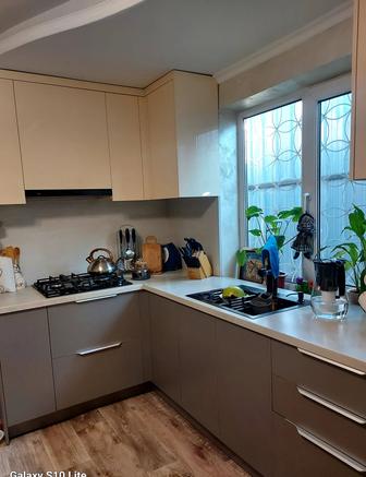 Продам кухню б/у