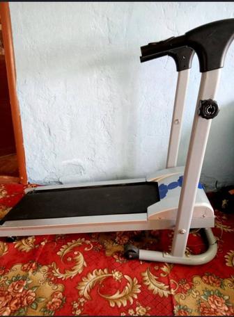Продам бегавую дорожку
