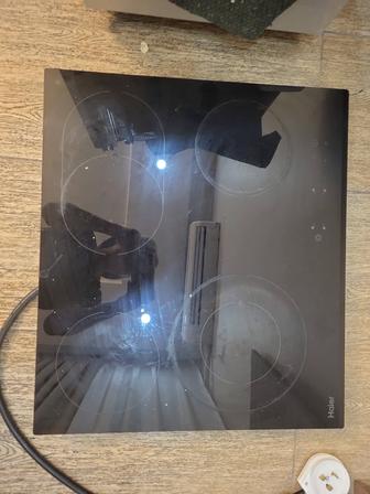 Продам встроенную плиту.