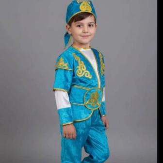 Национальные казахские костюмы