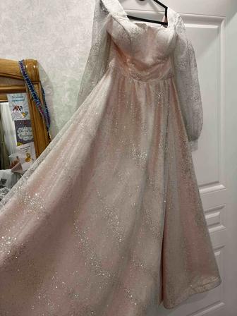 Нарядное платье