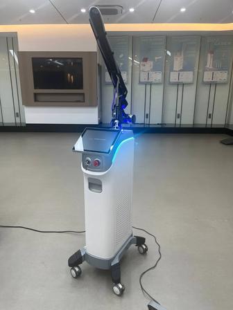Фракционный лазер CO2 для косметологии, гинекологии и хирургии