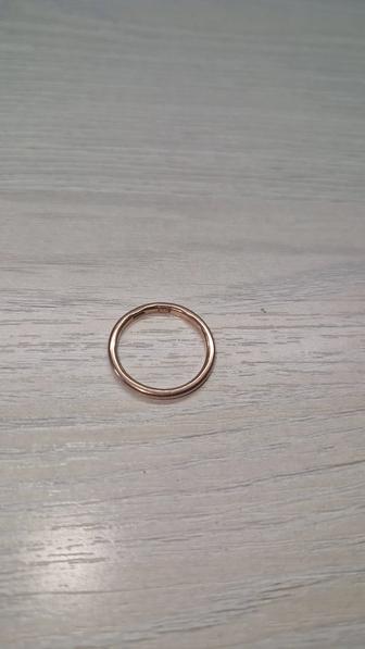 Продам обручальное кольцо